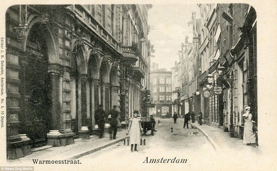 История квартала красных фонарей в Амстердаме фото