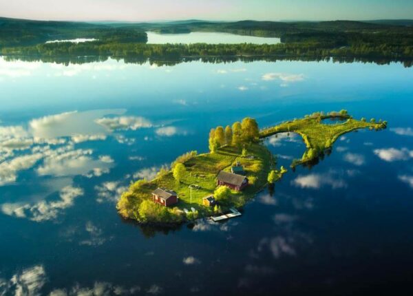 Красота четырех времен года на маленьком финском острове Долгий Камень