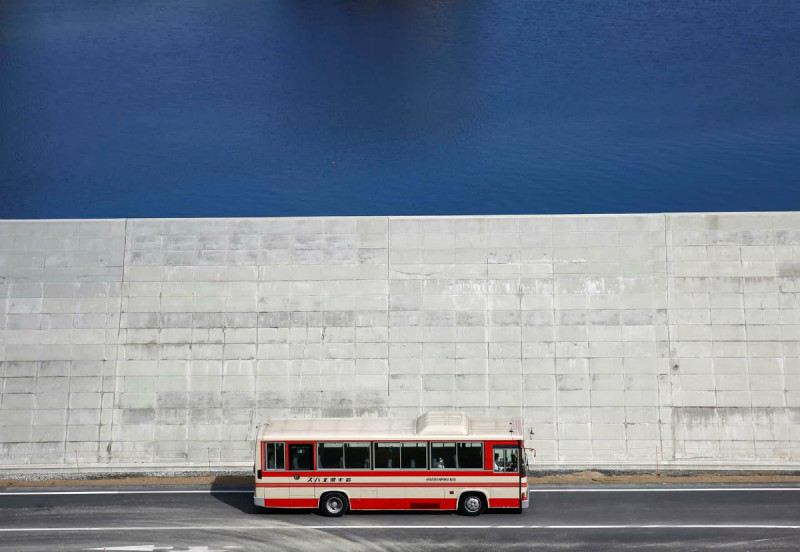 Фотография: Жизнь как в тюрьме: побережье Японии, пострадавшее от цунами 2011 года, обнесли 12-метровой стеной №4 - BigPicture.ru