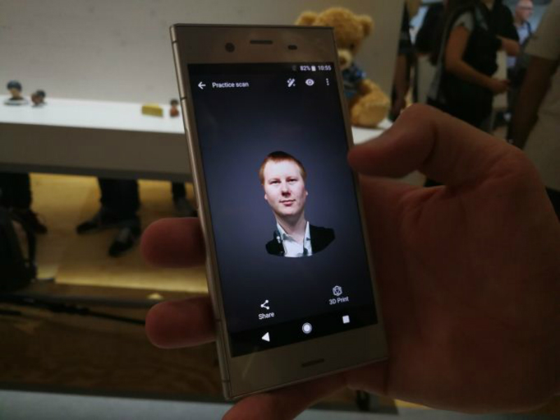 Фотография: 3D-технологии у тебя в кармане: первый смартфон, с которого можно делать 3D-селфи и аватары №3 - BigPicture.ru