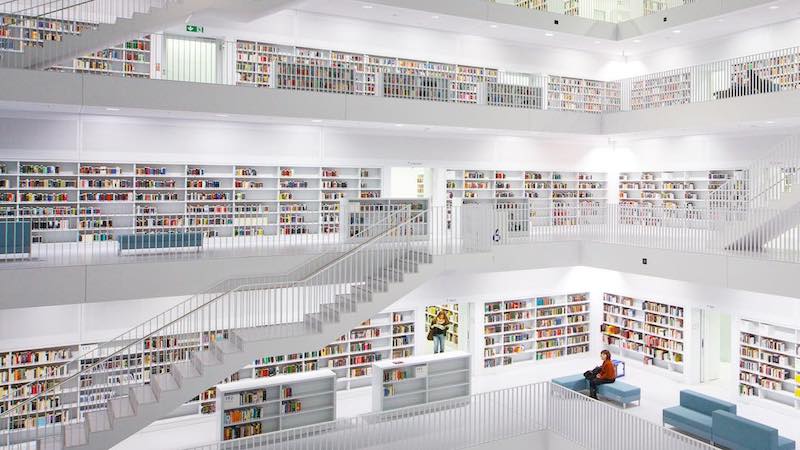 Фотография: Круче, чем в Хогвартсе: швейцарский библиотекарь снимает самые красивые библиотеки мира №1 - BigPicture.ru