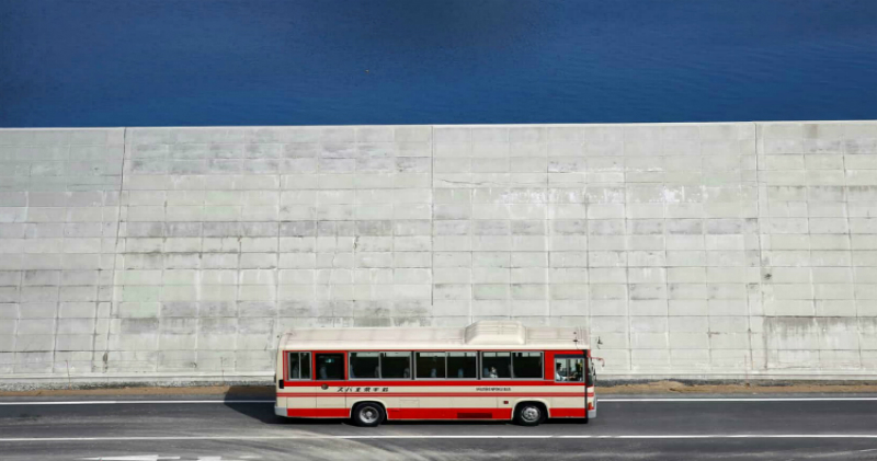 Фотография: Жизнь как в тюрьме: побережье Японии, пострадавшее от цунами 2011 года, обнесли 12-метровой стеной №1 - BigPicture.ru