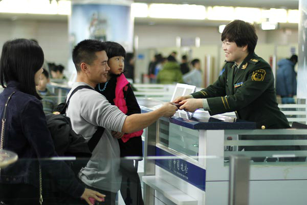 В Китае запретят путешествовать гражданам с низким социальным рейтингом