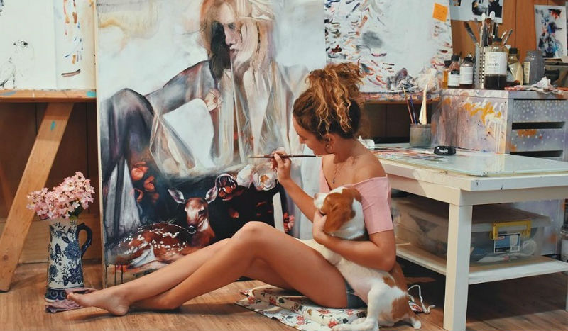 Фотография: Как 18-летняя художница продает свои картины за десятки тысяч долларов №1 - BigPicture.ru