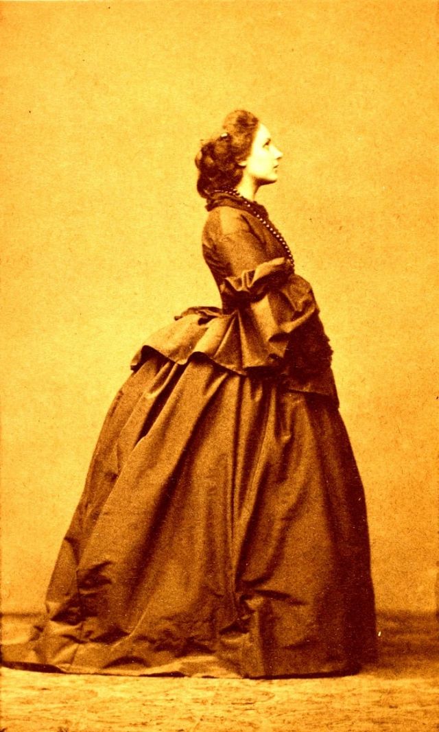 Фотография: Вирджиния Ольдоини — графиня, любовница императора и первая фотомодель XIX века №23 - BigPicture.ru