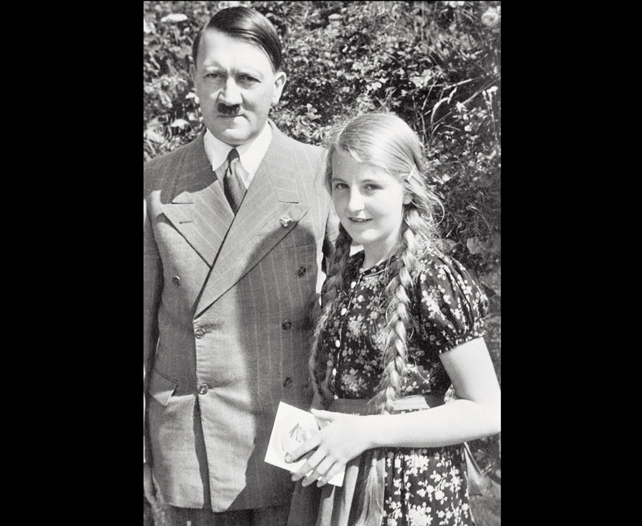 Фотография: Гитлер как друг детей и животных: как фюрера изображала немецкая пропаганда №28 - BigPicture.ru