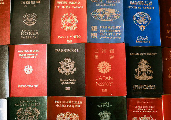 Зато Россия гостеприимная: составлен рейтинг паспортов, с которыми проще всего путешествовать