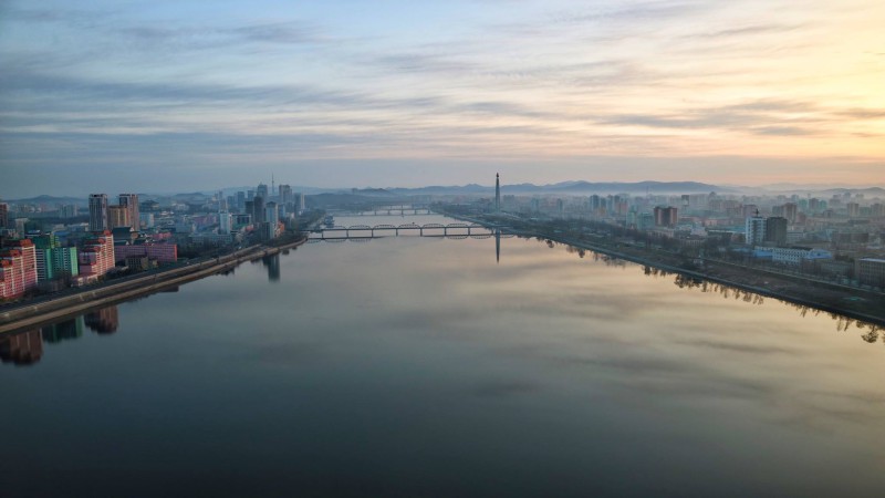 Фотография: Сингапурскому фотографу разрешили снять Северную Корею с высоты птичьего полета №2 - BigPicture.ru
