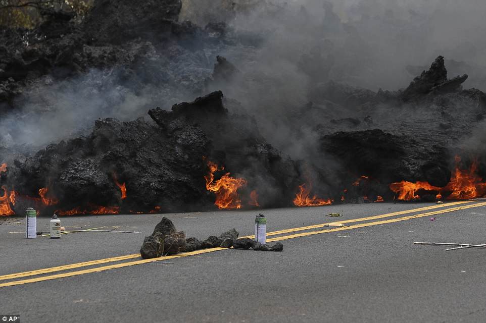 Фотография: Вулкан Килауэа на Гавайях продолжает уничтожать остров №6 - BigPicture.ru