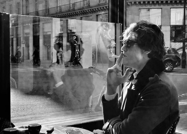 Современное французское кино: документальные снимки Парижа, сделанные на iPhone