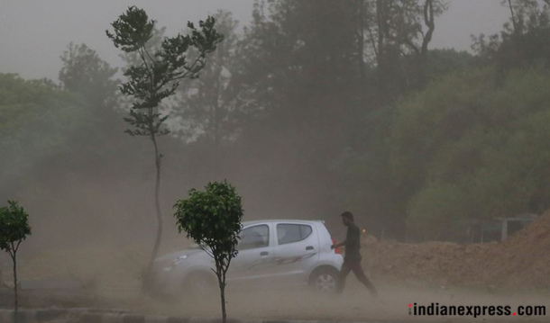Фотография: Сильнейшая песчаная буря в Индии убила больше 140 человек №5 - BigPicture.ru