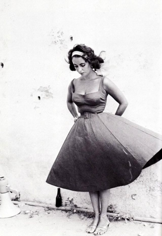 Фотография: Прекрасная Элизабет Тейлор в самом расцвете: редкие фото со съемок фильма 1959 года №4 - BigPicture.ru