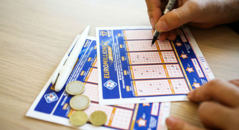 Везунчик по жизни: француз во второй раз за два года выиграл миллион евро в одной и той же лотерее
