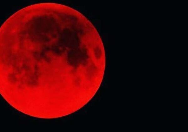 И на нашем континенте праздник: россияне увидят самое длинное кровавое лунное затмение за весь XXI век
