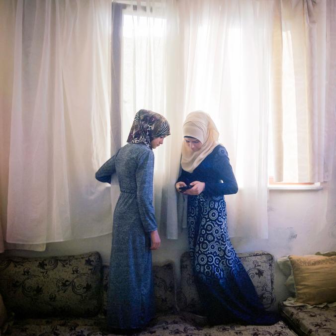 «Половина 15-летних девочек уже разведены»: детские браки сирийских беженцев беженцев, замуж, после, девочек, свадьбы, чтобы, говорит, количество, девочки, потому, начала, сирийские, которая, сирийских, многие, девушка, девочка, вышла, девушки, дочери