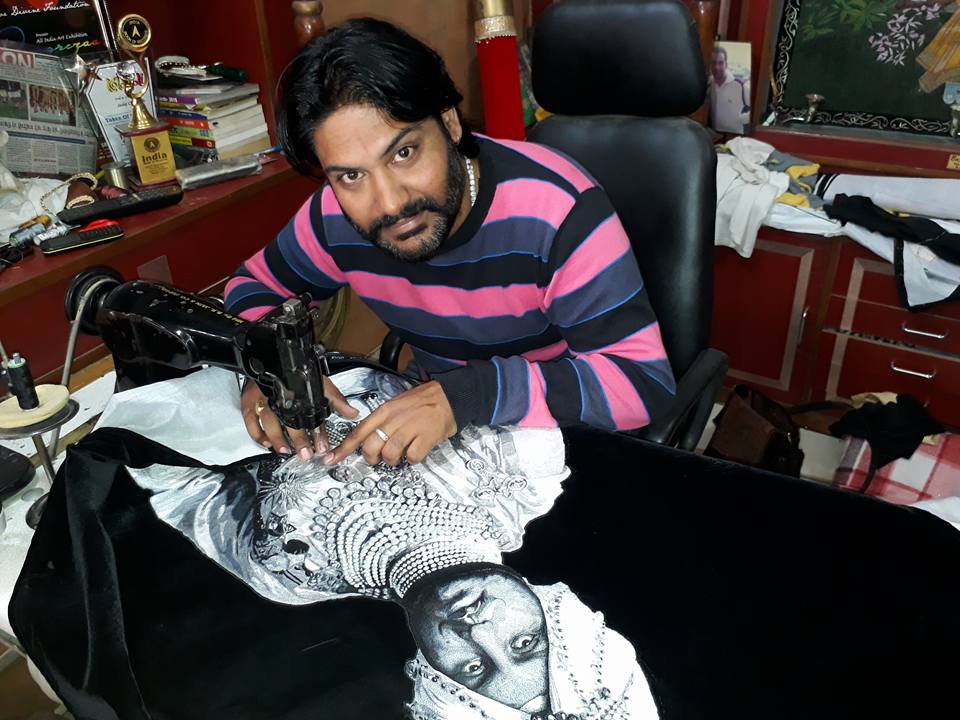 Фотография: Феноменальный Человек-иголка: индиец вышивает картины на машинке, и они потрясающие №3 - BigPicture.ru