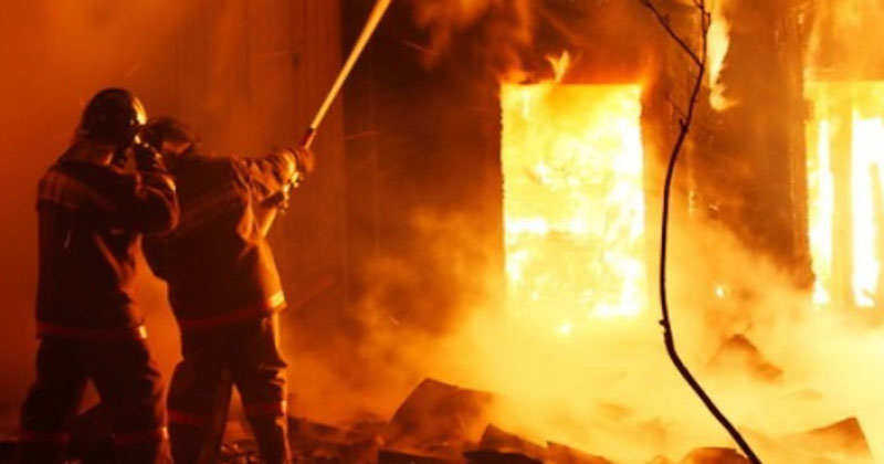 Фотография: Реальная жизнь страшнее, чем кино: пожарный показал, как выглядит пожар изнутри №1 - BigPicture.ru