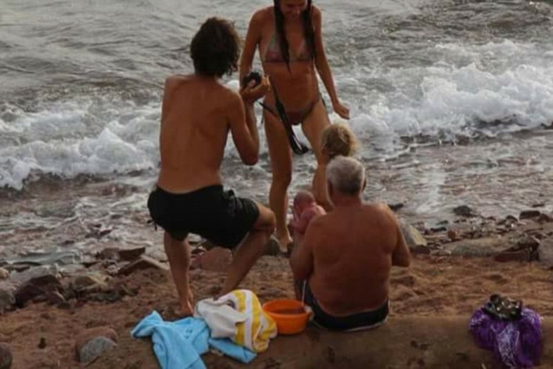 Фотография: Суровые туристы из России рожают прямо в Красное море №4 - BigPicture.ru
