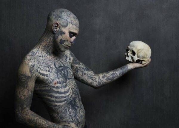 В Монреале покончил с собой модель Zombie Boy