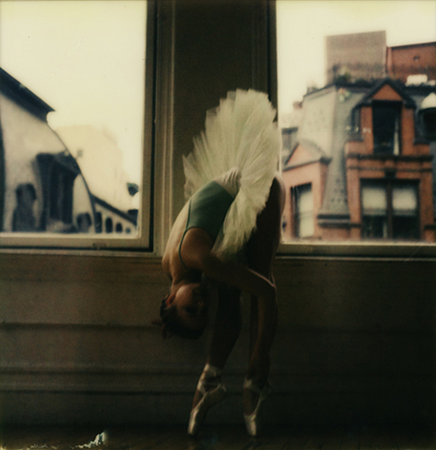 Фотография: Дерзкие, изящные, нежные: фотограф показала мир балерин №13 - BigPicture.ru