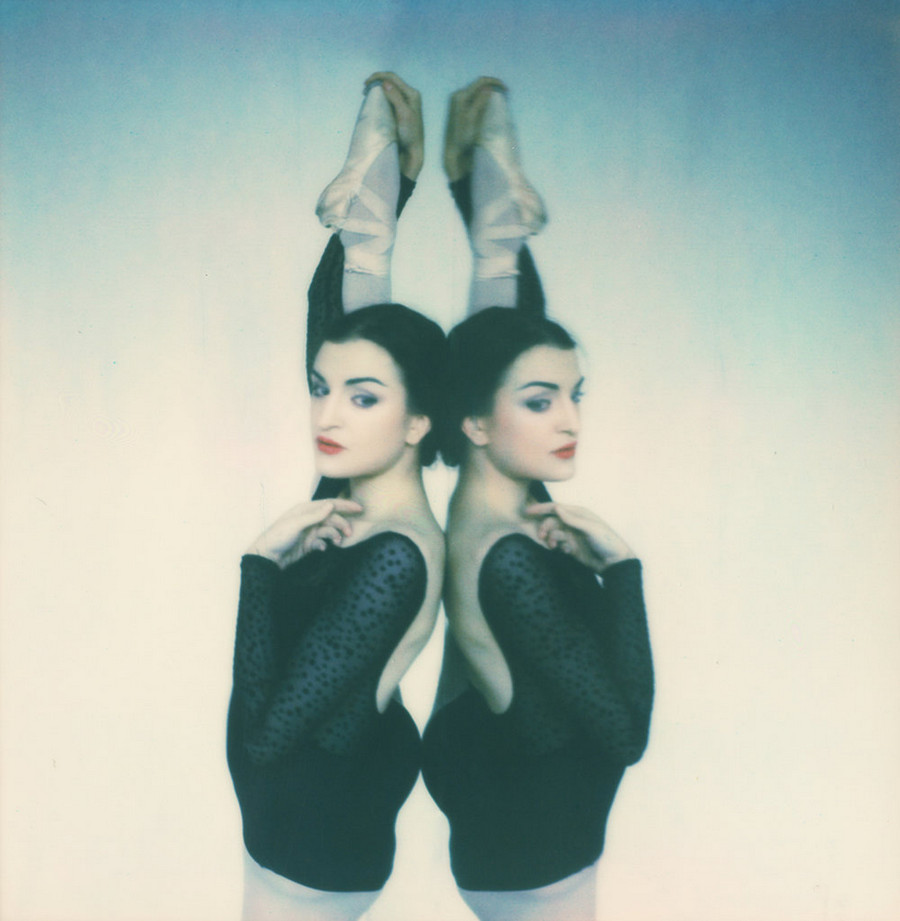 Фотография: Дерзкие, изящные, нежные: фотограф показала мир балерин №25 - BigPicture.ru
