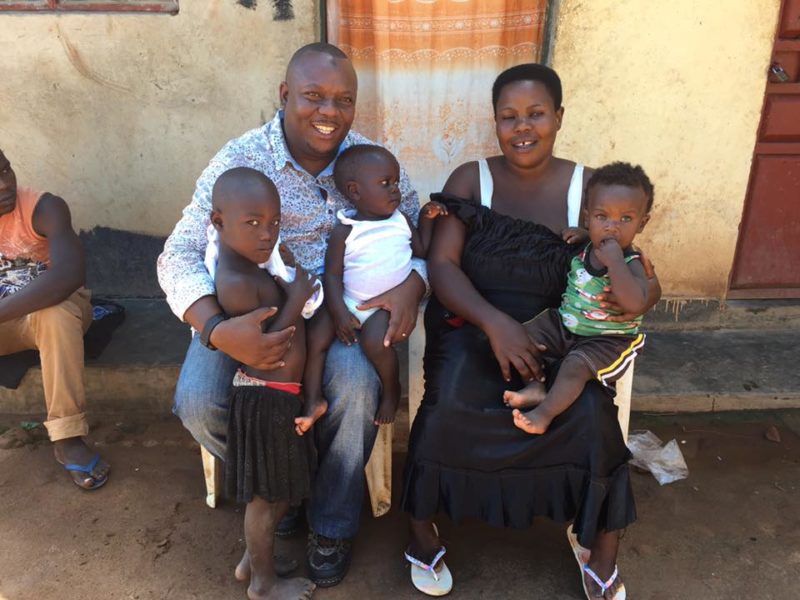 Фотография: Гений плодовитости из Уганды: мать-одиночка сама растит своих 38 детей №9 - BigPicture.ru