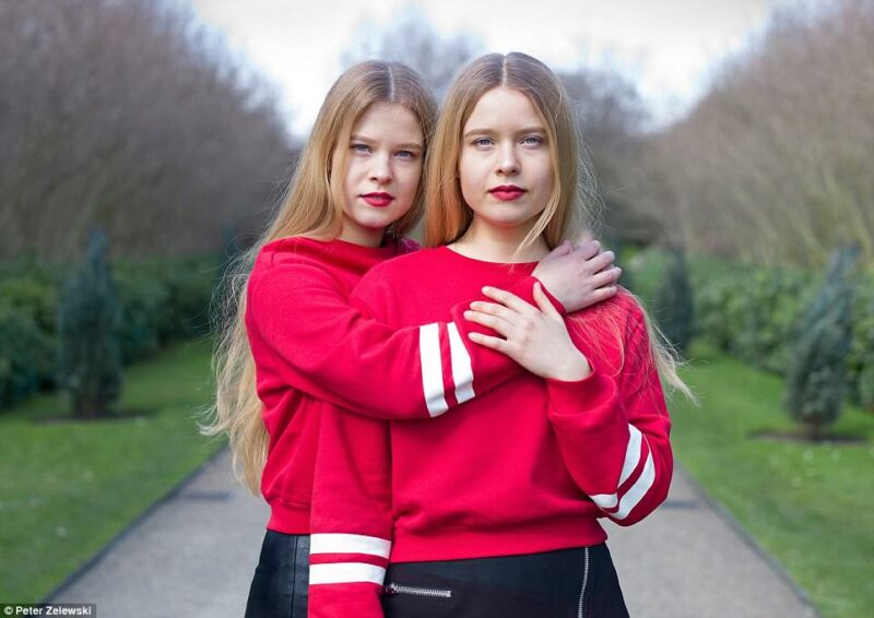 Фотография: Такие похожие, но такие разные: 20 невероятных портретов близнецов №9 - BigPicture.ru