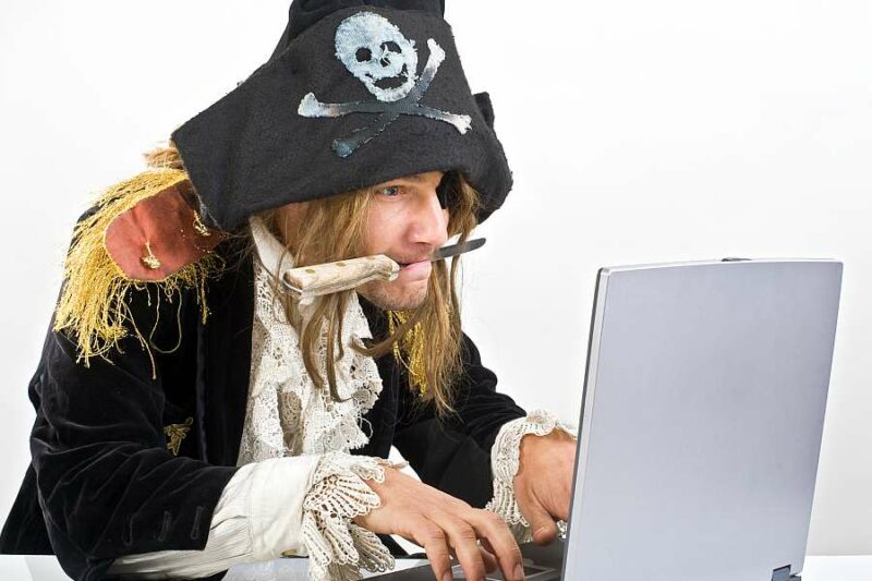 Фотография: Стало известно, сколько зарабатывают пиратские сайты с сериалами №1 - BigPicture.ru