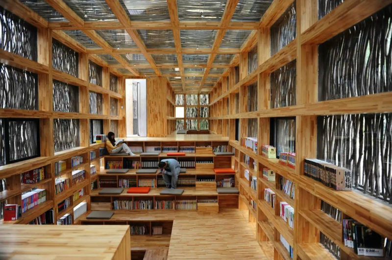 Фотография: Как китайцы сделали модной сельскую библиотеку без электричества №7 - BigPicture.ru