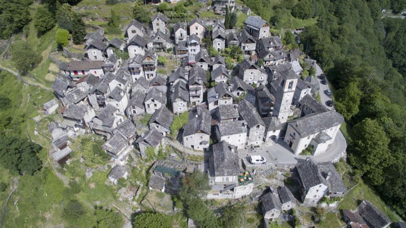 Как крохотная деревушка в Швейцарии станет огромным отелем БигПикча НОВОСТИ В ФОТОГРАФИЯХ