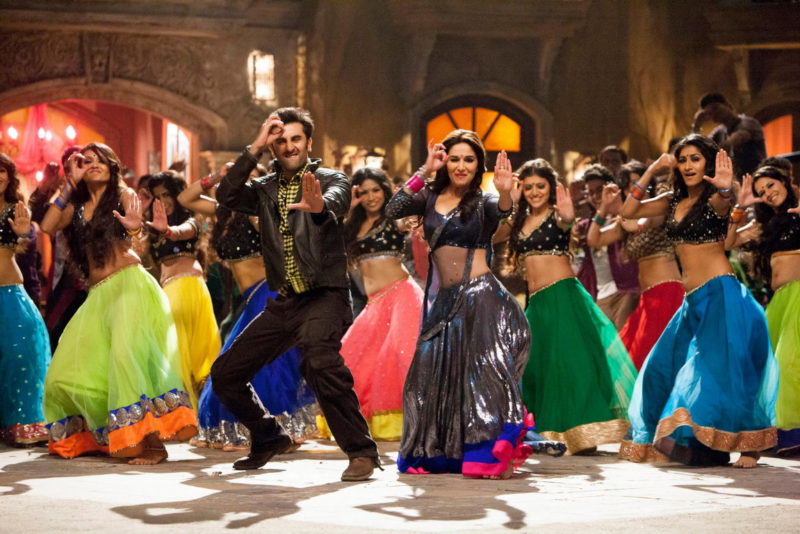 Фотография: Тысяча танцующих индийцев испортила отдыхающим круиз №1 - BigPicture.ru
