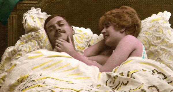 Продажная любовь во время войны: найдены редкие фотографии британских вояк во французских борделях времен Первой мировой