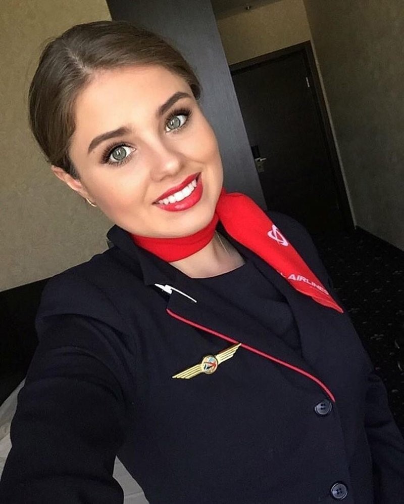 Фотография: Самые красивые стюардессы авиакомпаний России №27 - BigPicture.ru