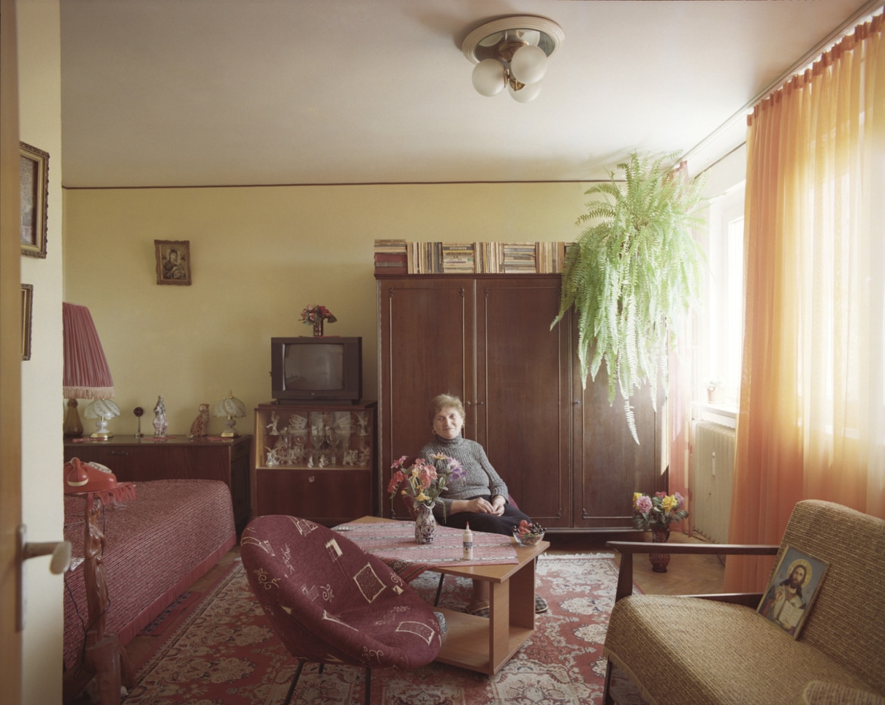 Фотография: Румынский фотограф показал, как одинаковые по планировке квартиры выглядят у 10 разных хозяев №10 - BigPicture.ru