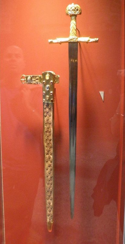 Фотография: Не только Экскалибур: 10 самых знаменитых мечей Средневековья №12 - BigPicture.ru