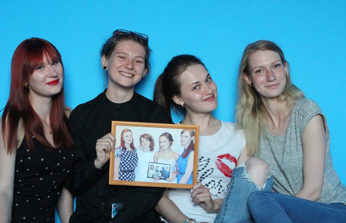 Фотография: Четыре подруги из России 7 лет делали совместные фото, и вот что из этого вышло №8 - BigPicture.ru