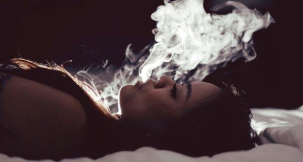 Как курят японцы: Страна восходящего солнца — рай для никотинозависимых?