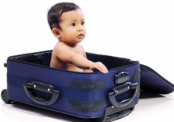 Неожиданная находка в аэропорту Дубая — ворованный ребенок в багаже