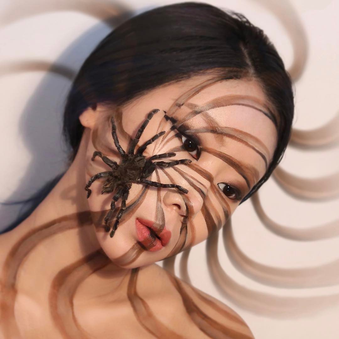 Фотография: Прекрасные химеры: визажист из Кореи взрывает мозг оптическими иллюзиями макияжа №27 - BigPicture.ru