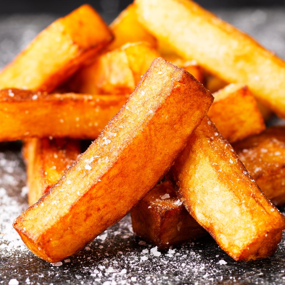 Ученые вычислили размер «безопасной порции» картошки фри. Любители фаст-фуда в шоке