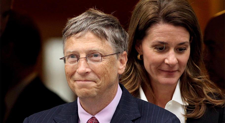 Богатые и счастливые: 5 самых стойких браков современных миллиардеров своей, женой, Гейтс, также, возглавляет, Чарльз, несколько, Charles, компанией, Деджориа, долларов, компании, Microsoft, детей, четверо, семье, средства, деньги, продолжает, планеты