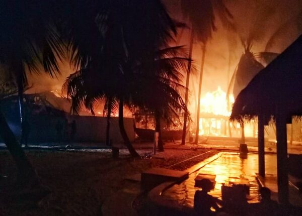 Ад посреди рая: как шикарный отель на Мальдивах превратился в огненную ловушку для отдыхающих