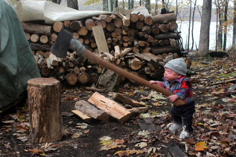 Фотография: Мужичок с ноготок: маленький Райан и его взрослые занятия №8 - BigPicture.ru
