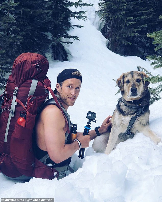Фотография: Друга в горы бери, рискни: заядлый путешественник и его верный пес в поисках приключений №4 - BigPicture.ru