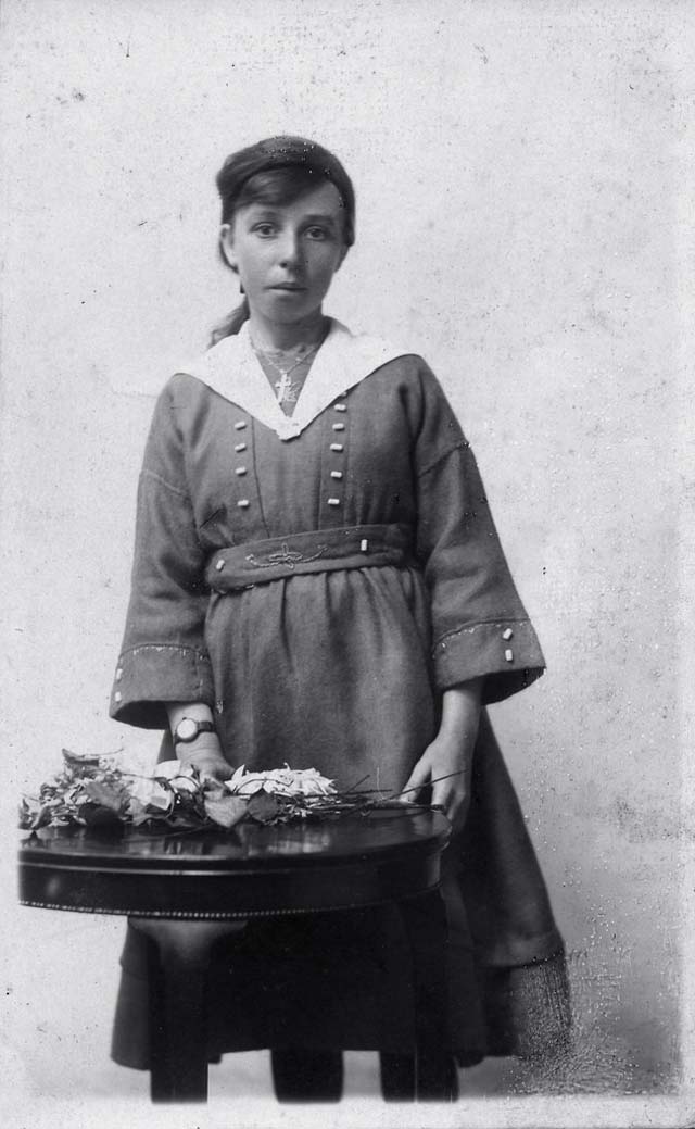 Фотография: Мгновения прошлого: как выглядели юные леди 100 лет назад №15 - BigPicture.ru
