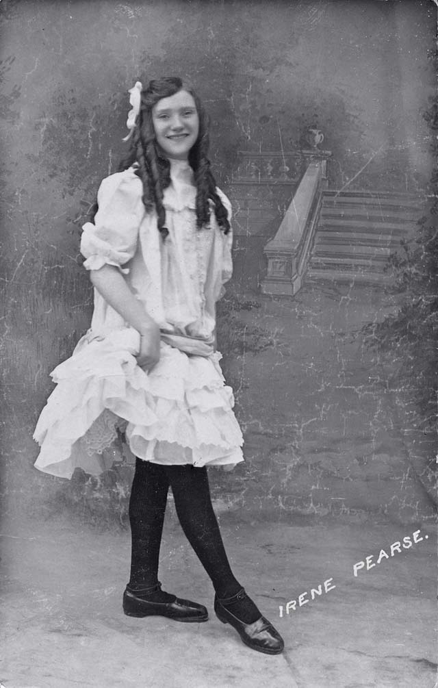 Фотография: Мгновения прошлого: как выглядели юные леди 100 лет назад №18 - BigPicture.ru