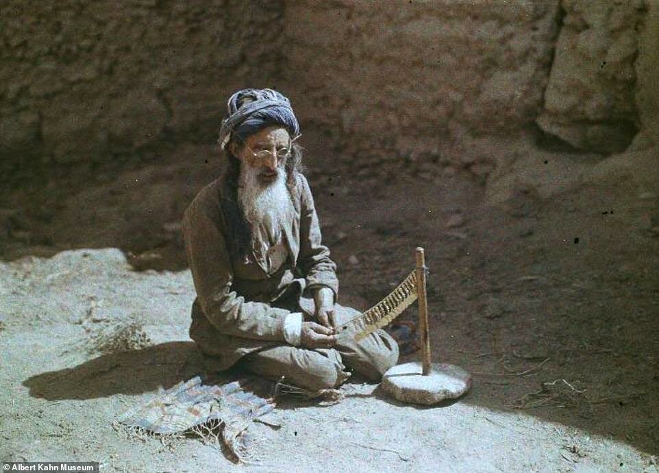 Фотография: Контрасты Афганистана: конец 1920-х годов и современность №16 - BigPicture.ru