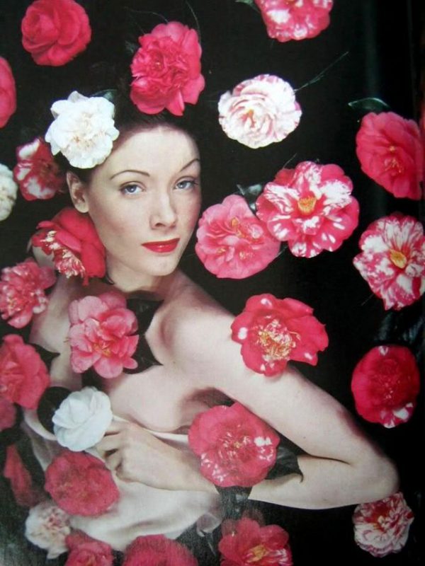 Фотография: На грани сюрреализма: потрясающие фотографии Эрвина Блюменфельда, сделанные в 1940-х годах №12 - BigPicture.ru