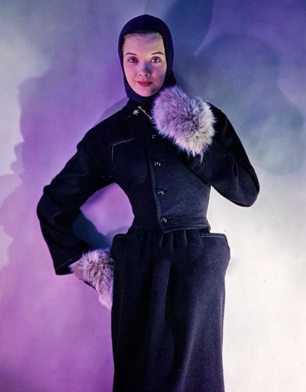 Фотография: На грани сюрреализма: потрясающие фотографии Эрвина Блюменфельда, сделанные в 1940-х годах №20 - BigPicture.ru