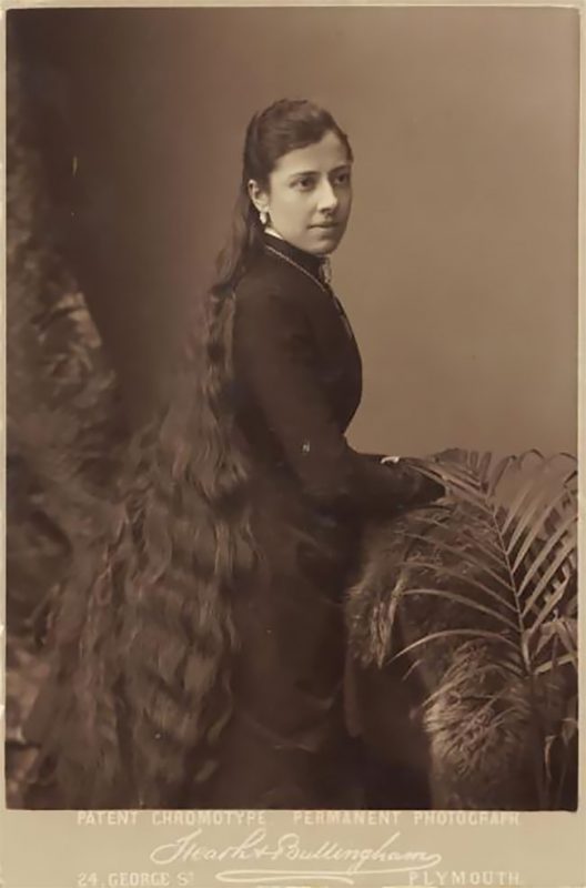 Фотография: Волосы длиною в жизнь: красавицы Викторианской эпохи, которые никогда не стриглись №25 - BigPicture.ru